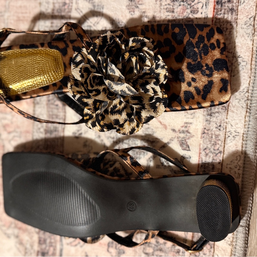 Leopard Print Women's Sandals with Floral Accent
